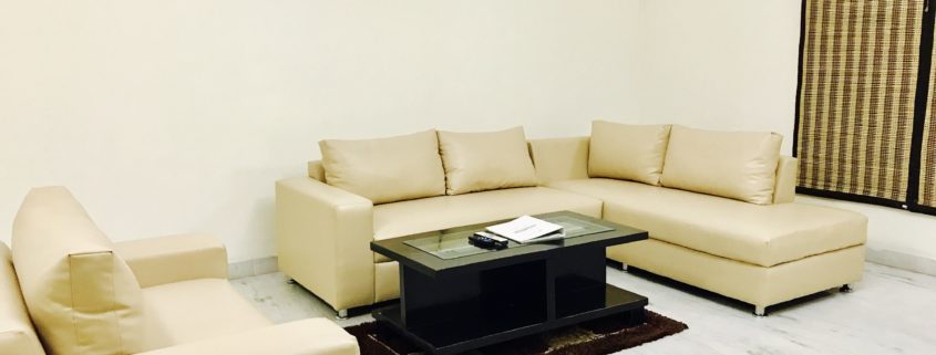 SERVICE APARTMENTS IN GURGAON Service Apartments Golf Course Road Gurgaon, Exploring the Benefits of Serviced Apartments for Business Travelers. How long can you live in a service apartment?