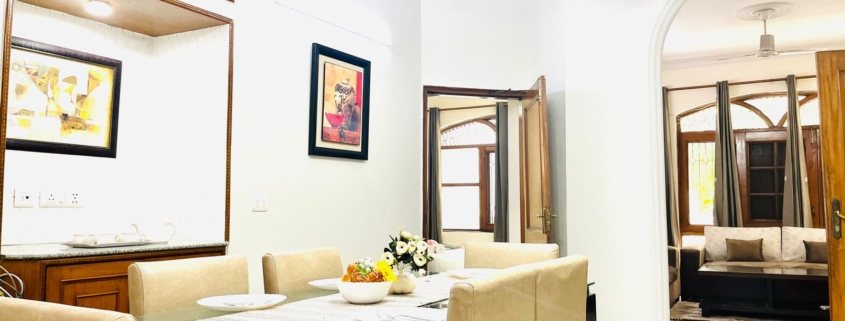 Serviced Apartments for medical tourism in Gurgaon for short/long stays. Book service apartments for medical patients. Tech-Driven Service Apartments: Innovations and Advantages Over Traditional Stays"